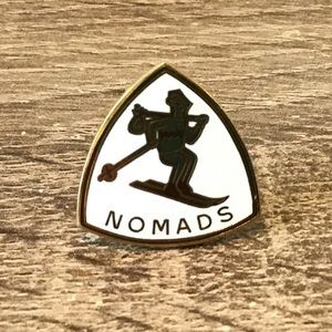 Vintage NOMADS Chicago Ski Club Pin 15/16" Long